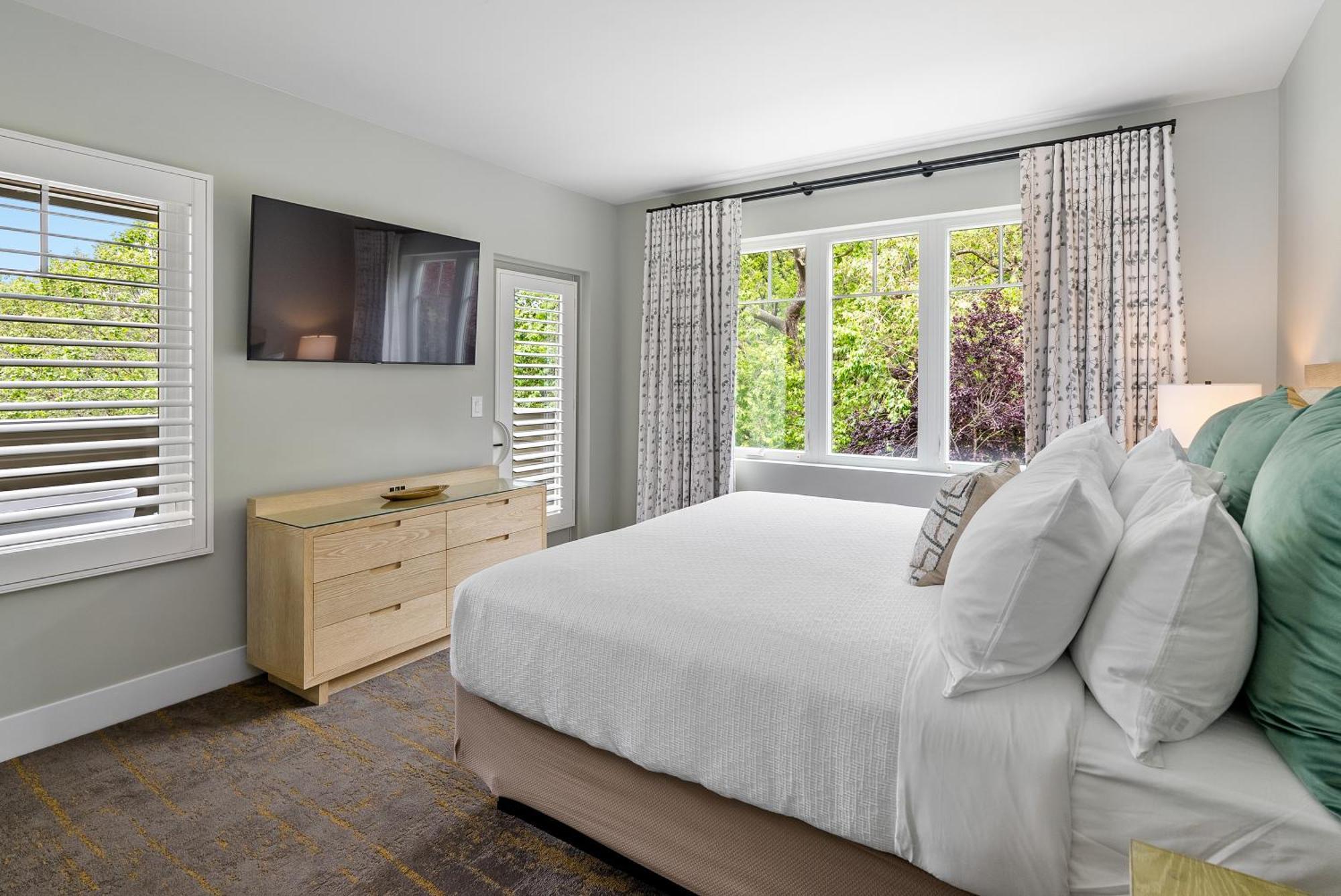 Avila Village Hotel 3*